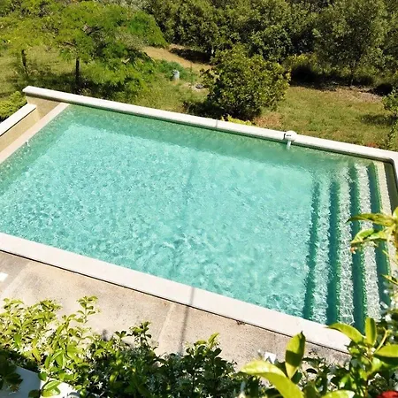 Domaine Maxxim Affittacamere *